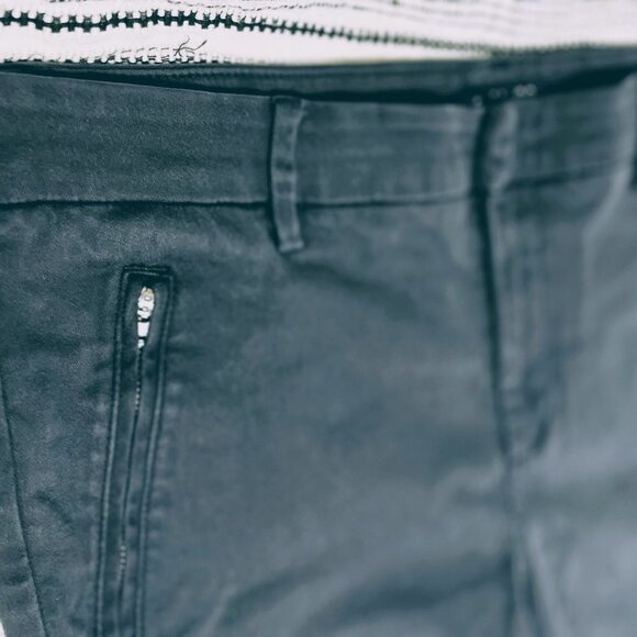 Navy soft zipper Level 99 pants, very comfortable, size 32 - Picture 4 of 7